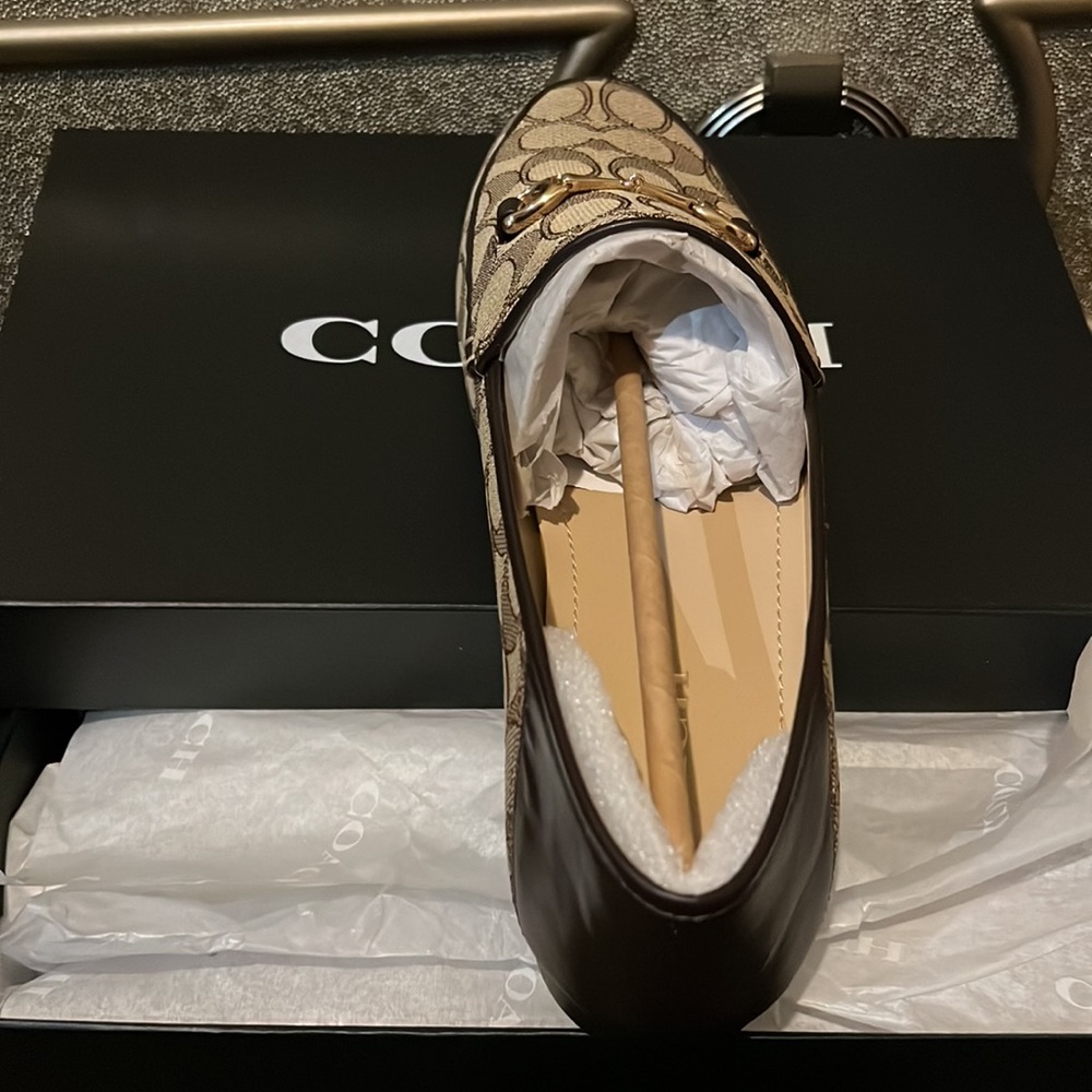 Loafer - Picture 4 of 5